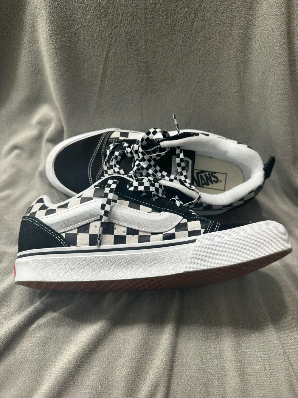 Vans Checkerboard Old Skool - Black & White